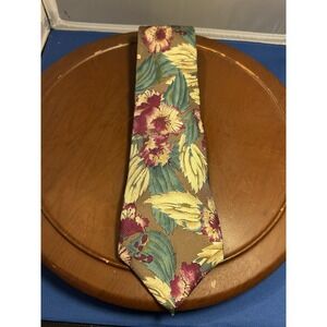 Mario Valentino Brown Men's 100% Italian Silk Tie Floral Necktie‎ USA Made